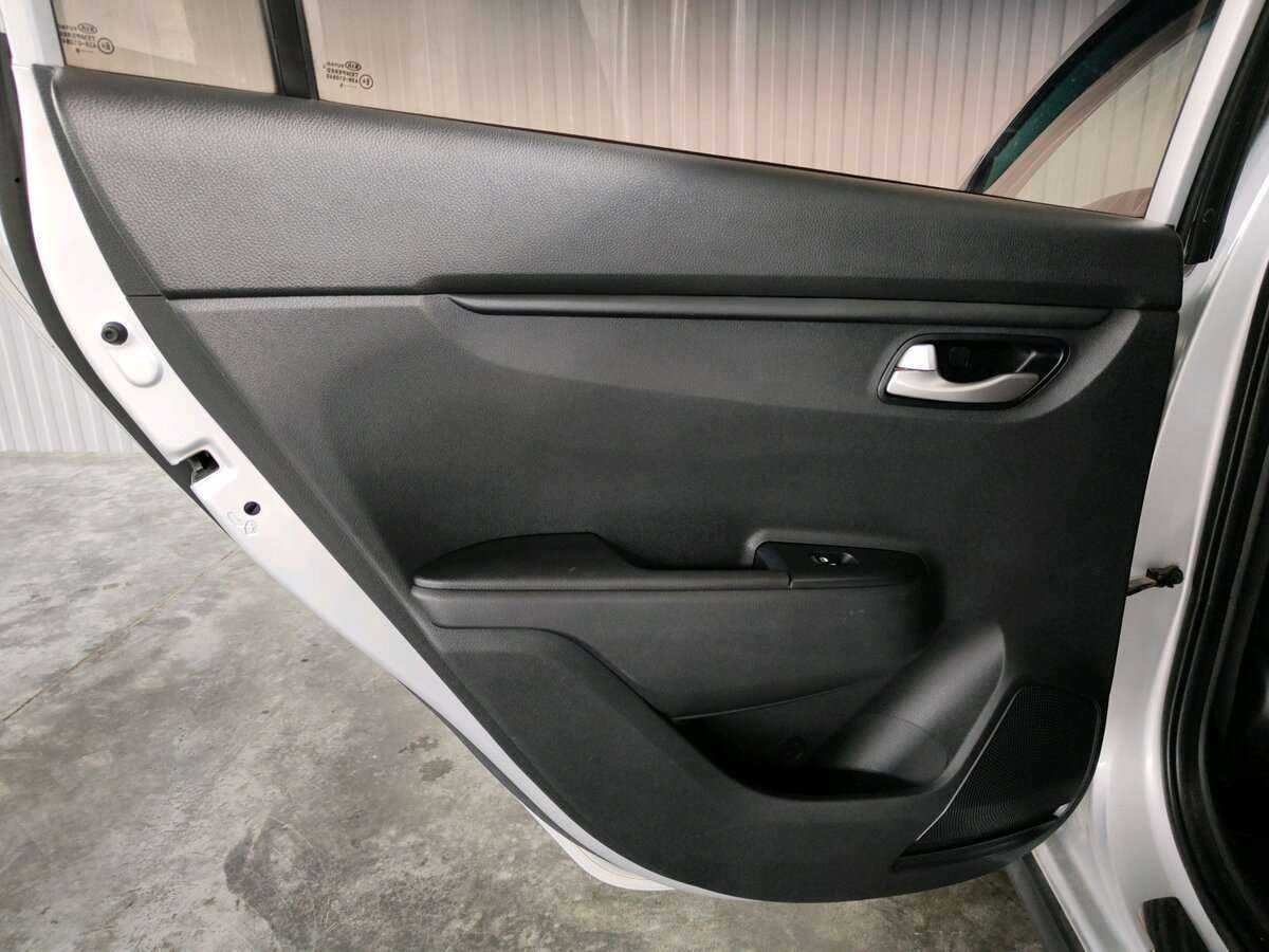 Kia Rio X-Line, 2019 - Фото №13