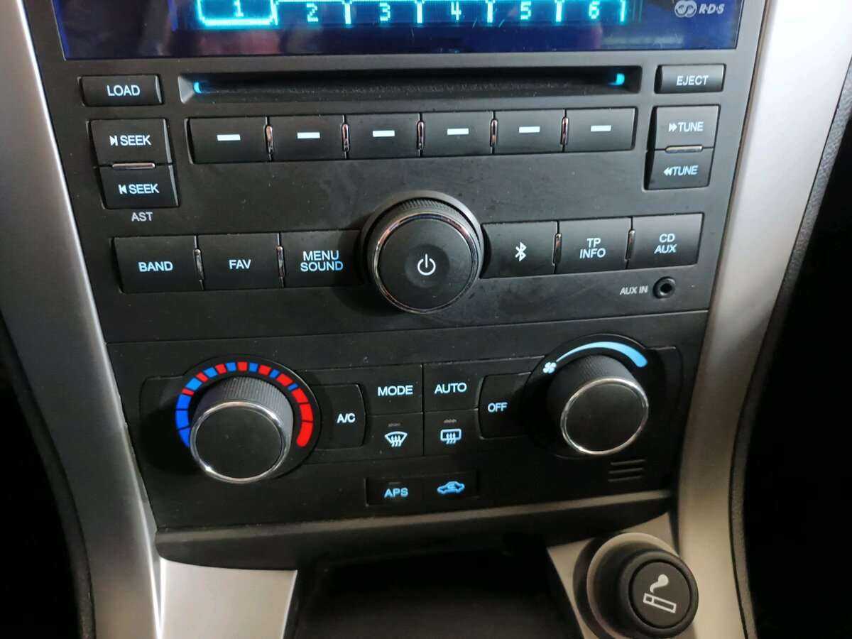 Chevrolet Captiva, 2012 - Фото №12