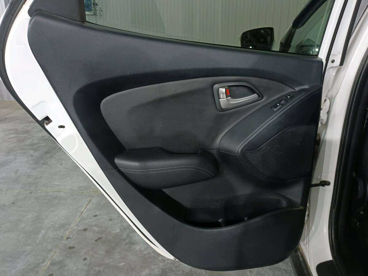 Hyundai ix35, 2012 - Фото №16