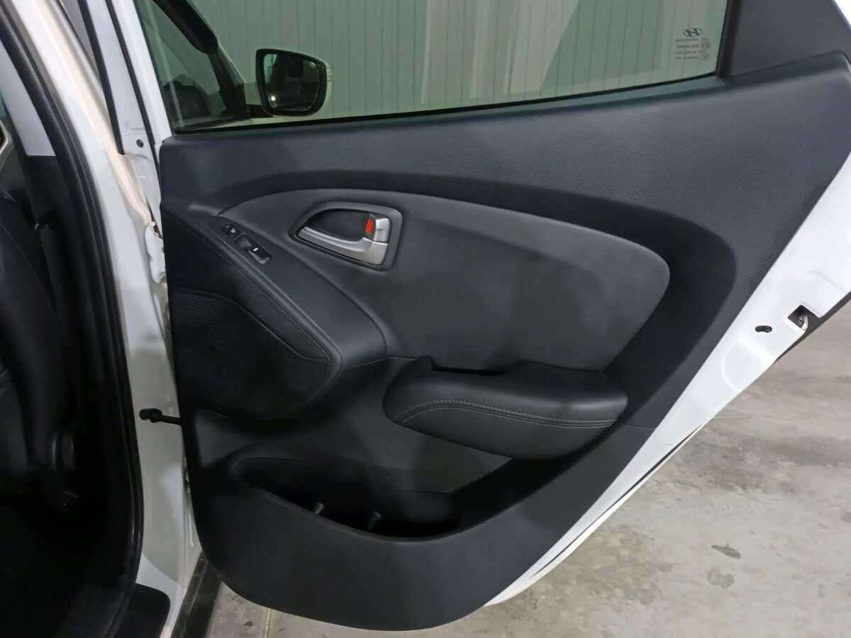 Hyundai ix35, 2012 - Фото №18