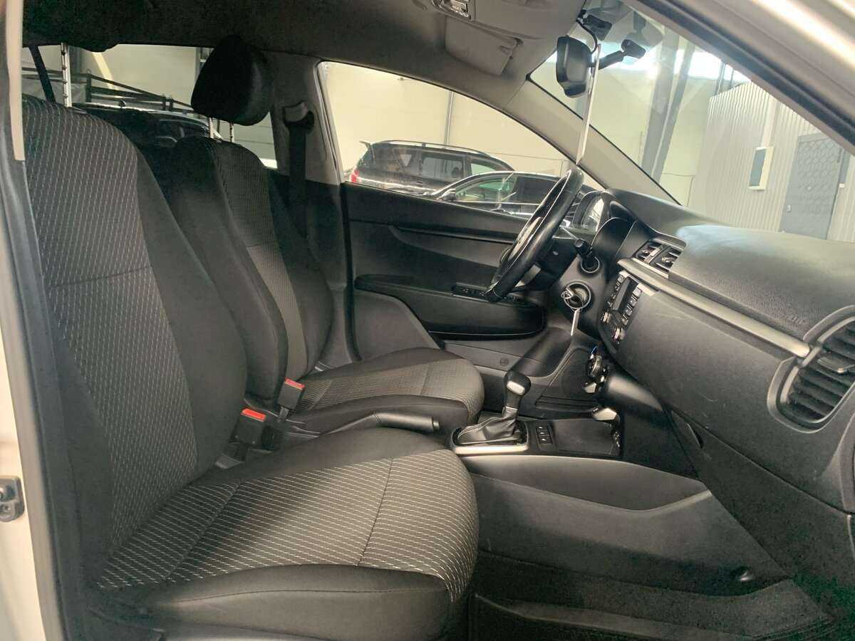 Kia Rio X-Line, 2019 - Фото №14