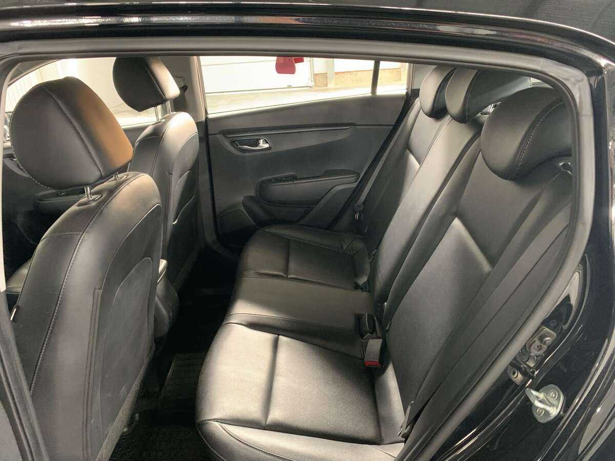 Kia Rio X-Line, 2018 - Фото №10