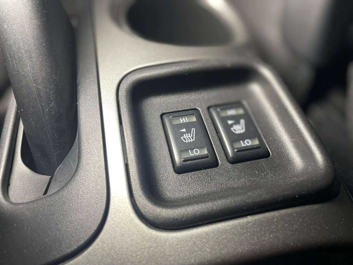 Nissan Juke, 2012 - Фото №15