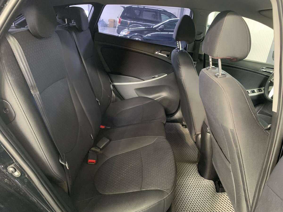 Hyundai Solaris, 2012 - Фото №11