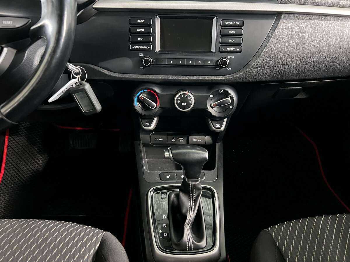 Kia Rio, 2018 - Фото №12