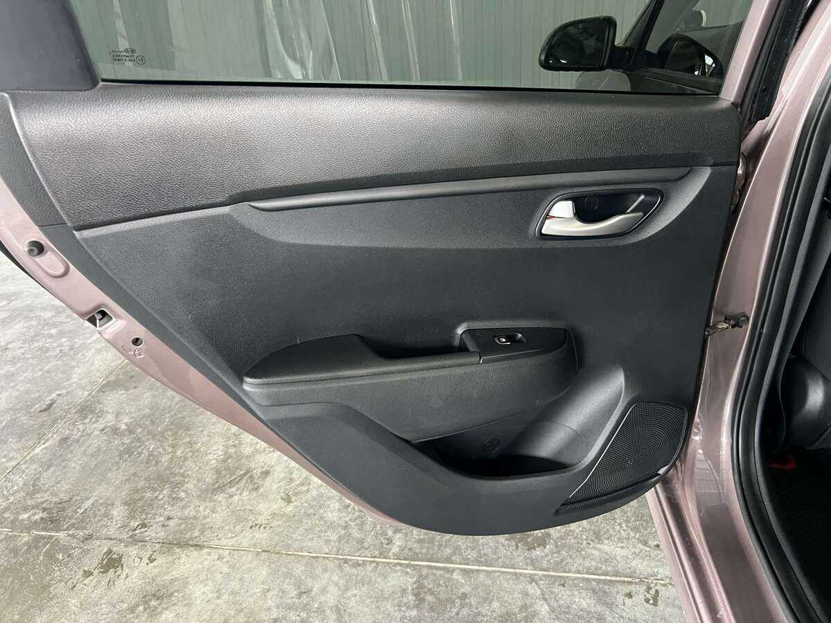 Kia Rio, 2018 - Фото №15