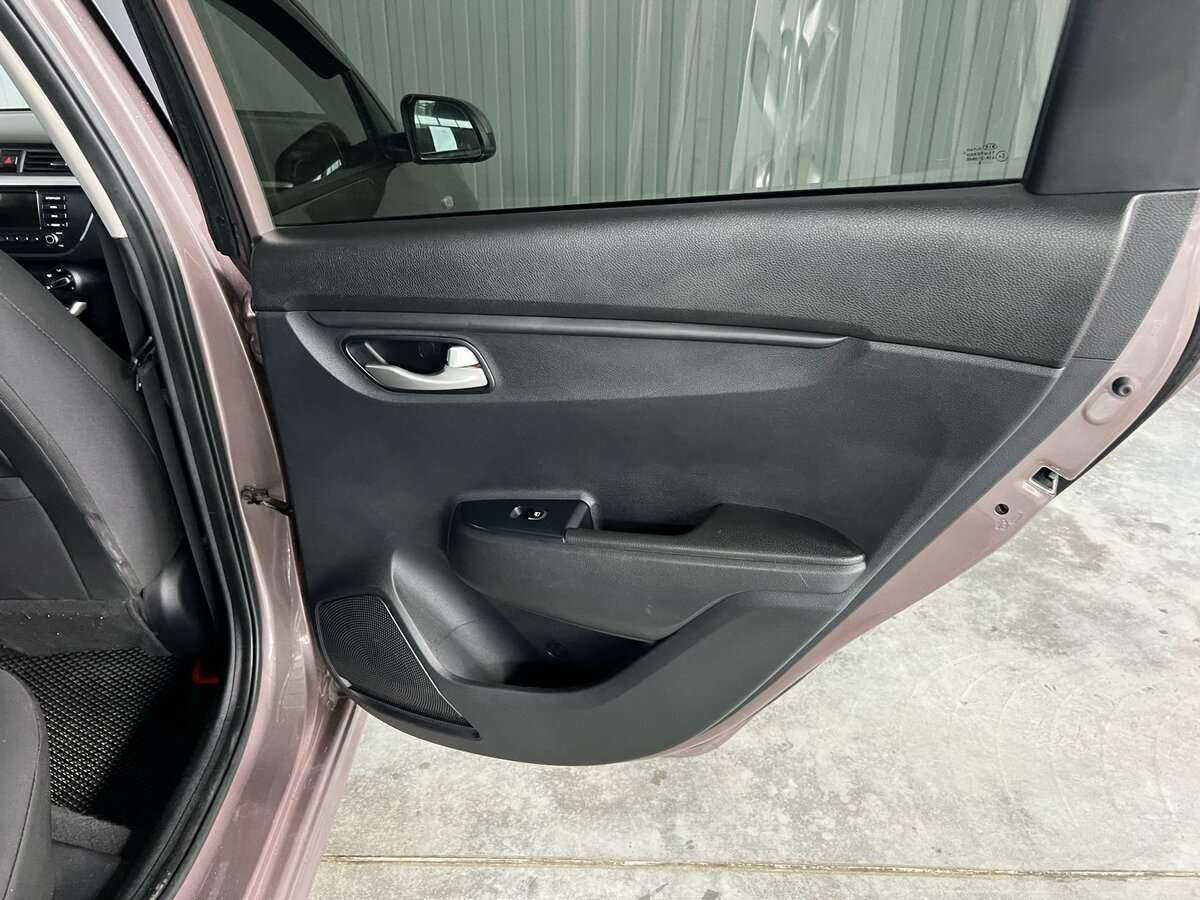 Kia Rio, 2018 - Фото №18