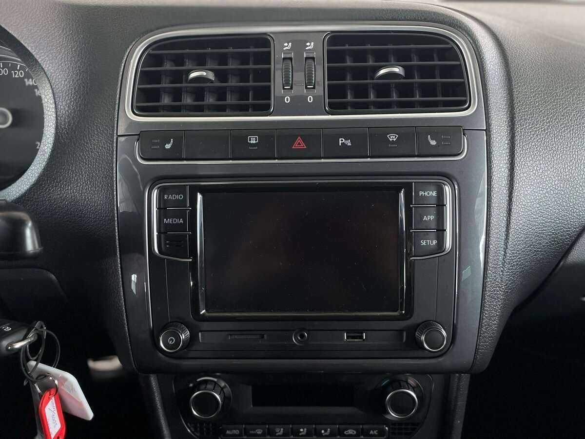 Volkswagen Polo, 2018 - Фото №11