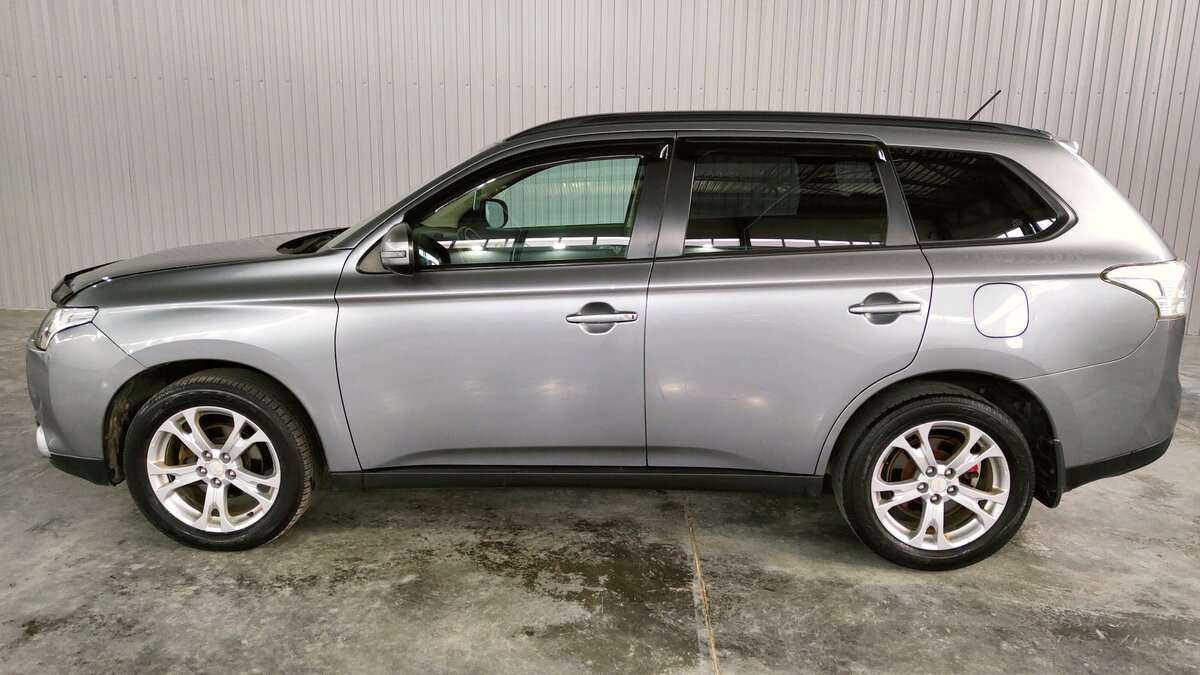 Mitsubishi Outlander, 2012 - Фото №7