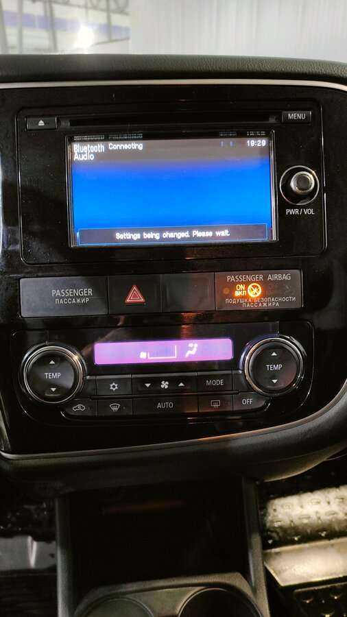 Mitsubishi Outlander, 2012 - Фото №10