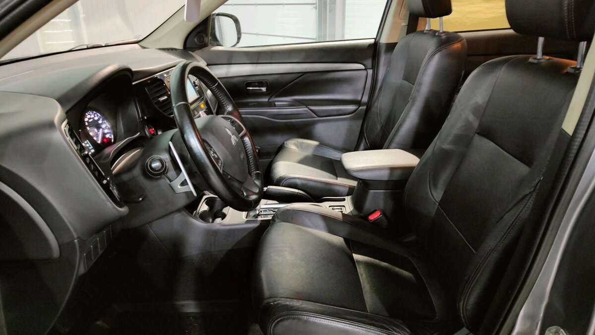 Mitsubishi Outlander, 2012 - Фото №11