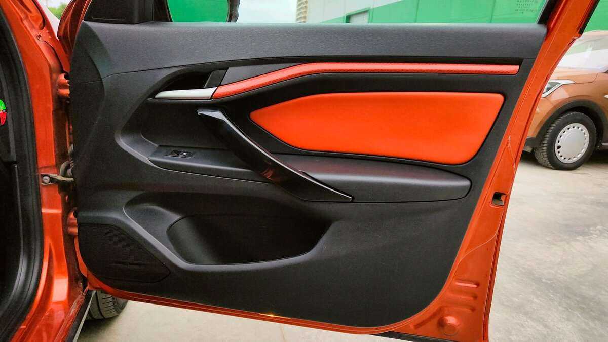 Lada (ВАЗ) Vesta SW Cross, 2019 - Фото №15