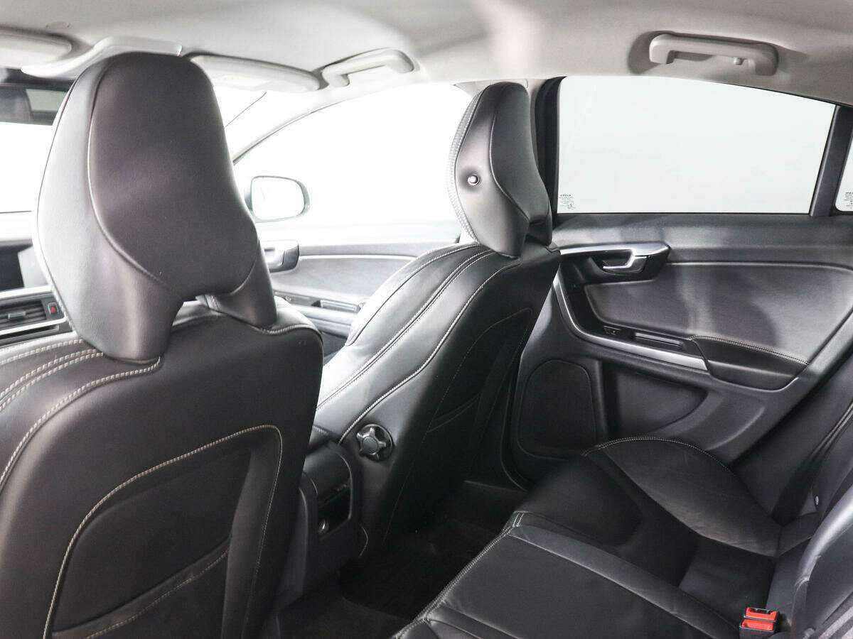 Volvo S60, 2014 - Фото №10