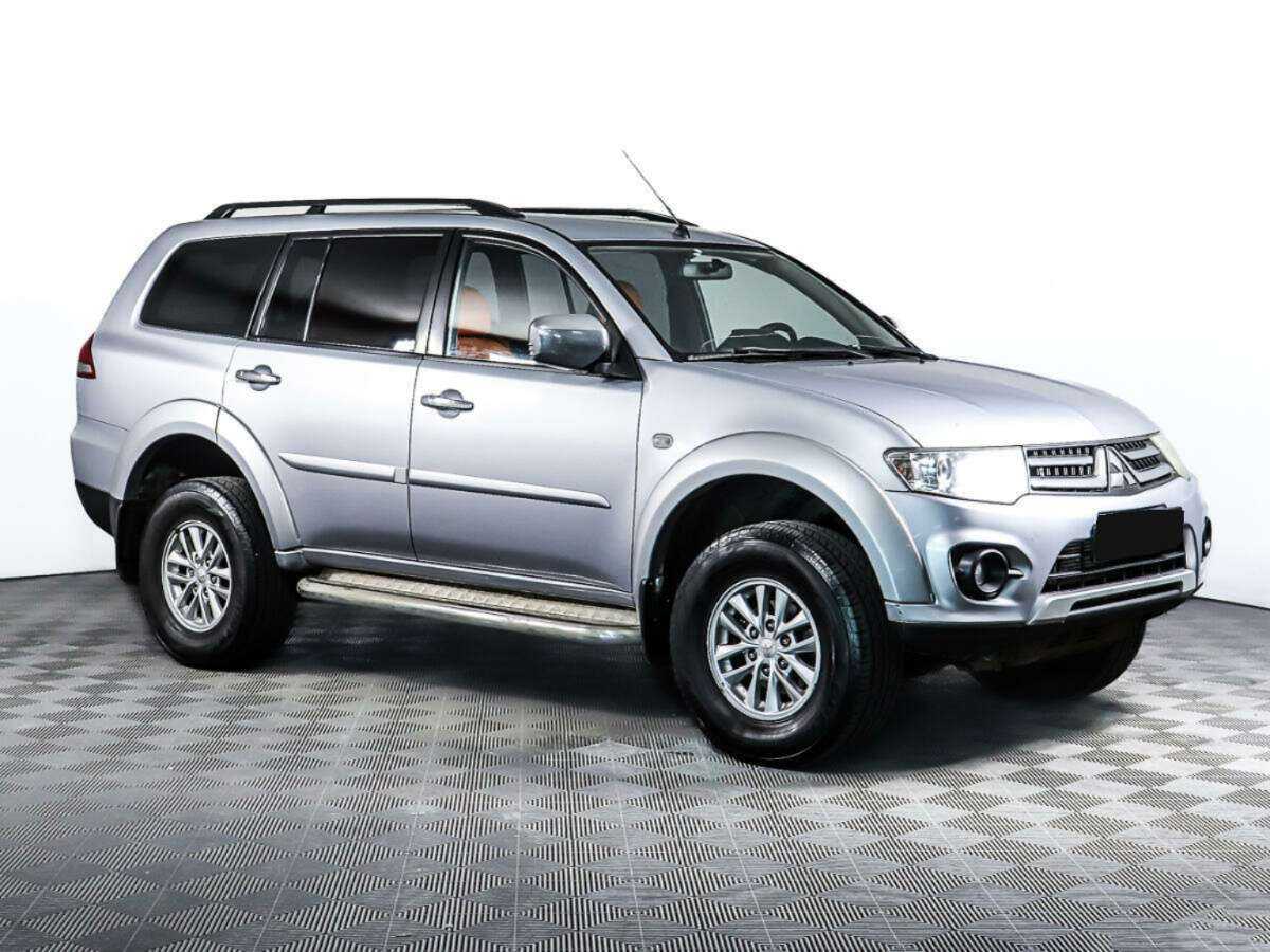 Mitsubishi Pajero Sport, 2014 - Фото №2