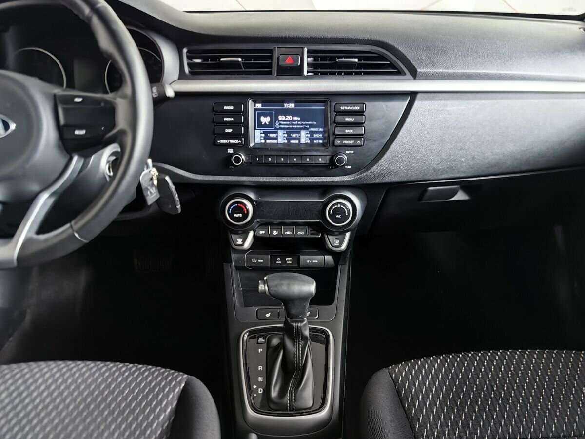 Kia Rio X-Line, 2019 - Фото №5