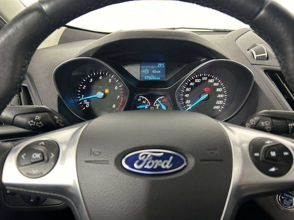 Ford Kuga, 2015 - Фото №10