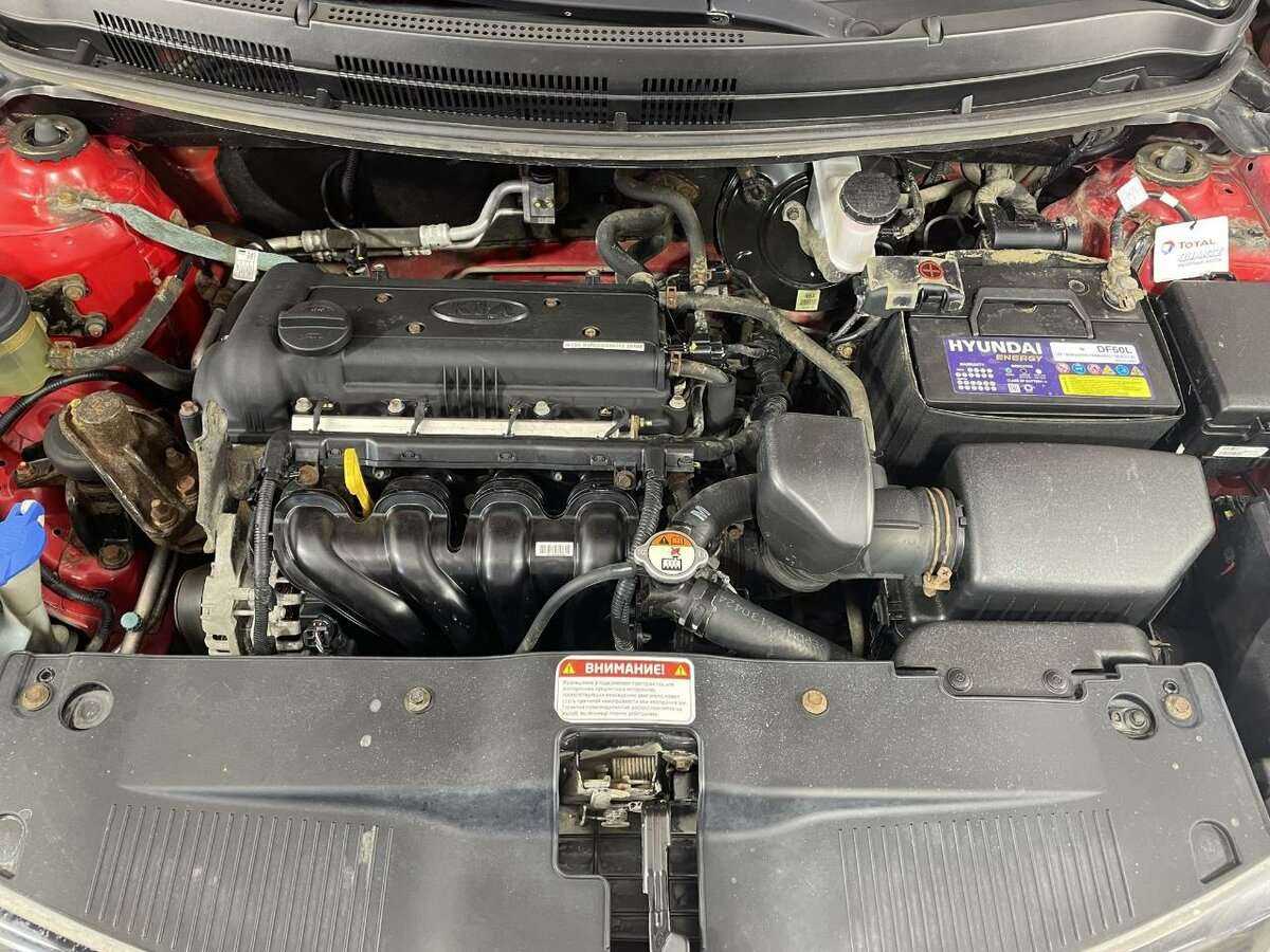 Kia Rio 5-speed, 2013 - Фото №15