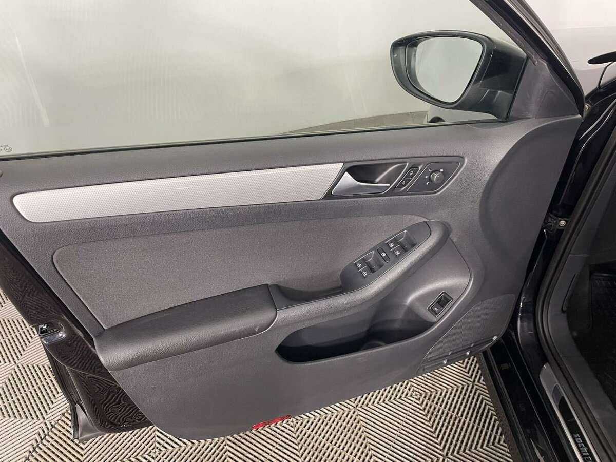 Volkswagen Jetta, 2013 - Фото №7