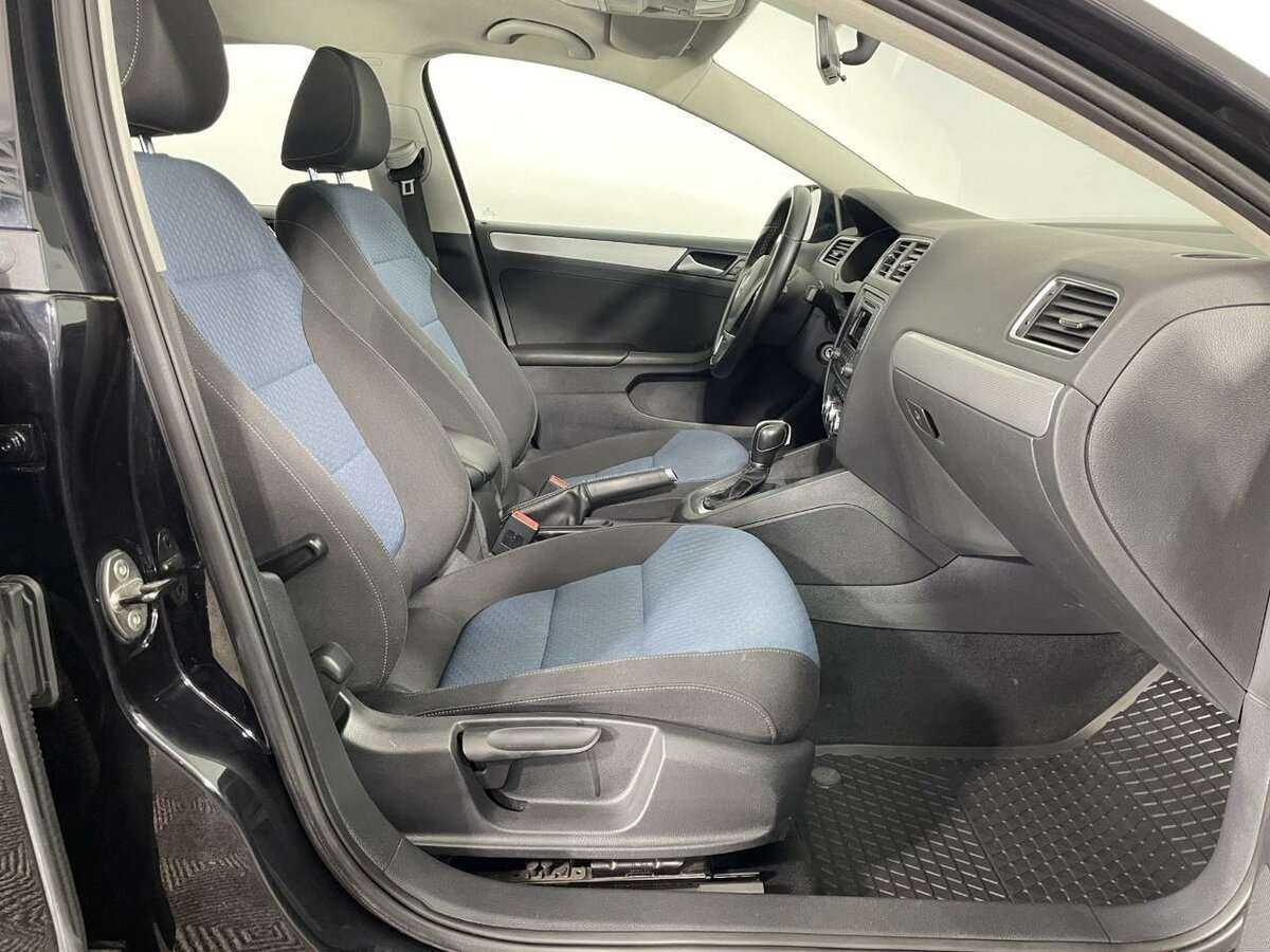 Volkswagen Jetta, 2013 - Фото №13