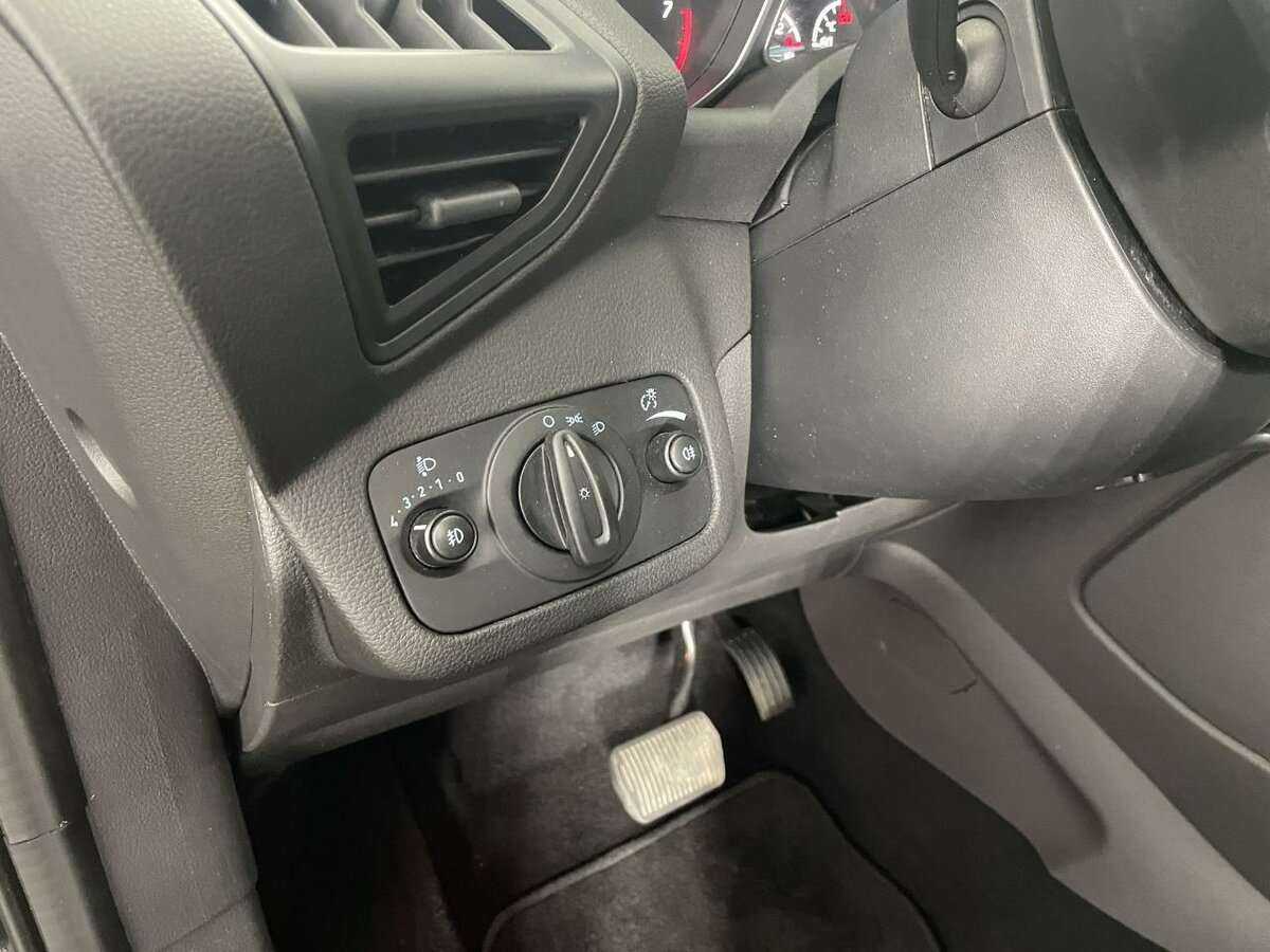 Ford Kuga, 2013 - Фото №8