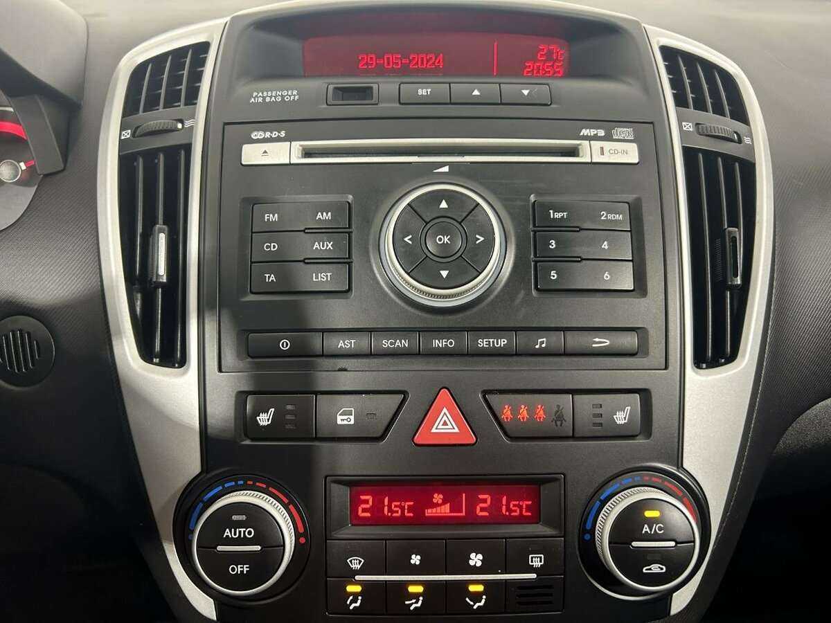 Kia Ceed, 2012 - Фото №11