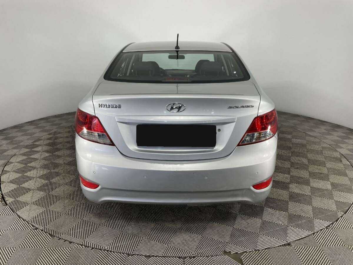 Hyundai Solaris, 2012 - Фото №2