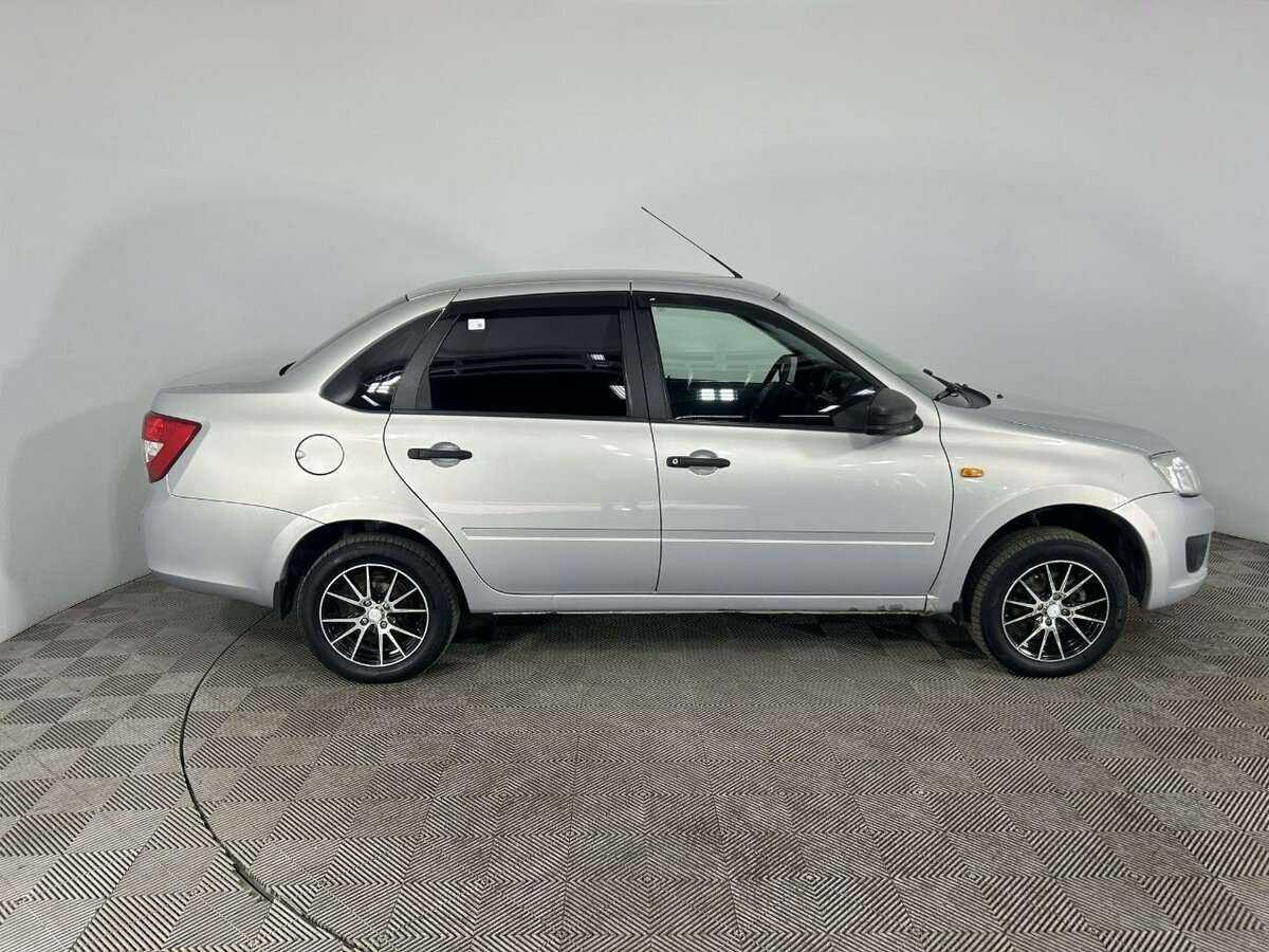 Lada (ВАЗ) Granta, 2017 - Фото №3