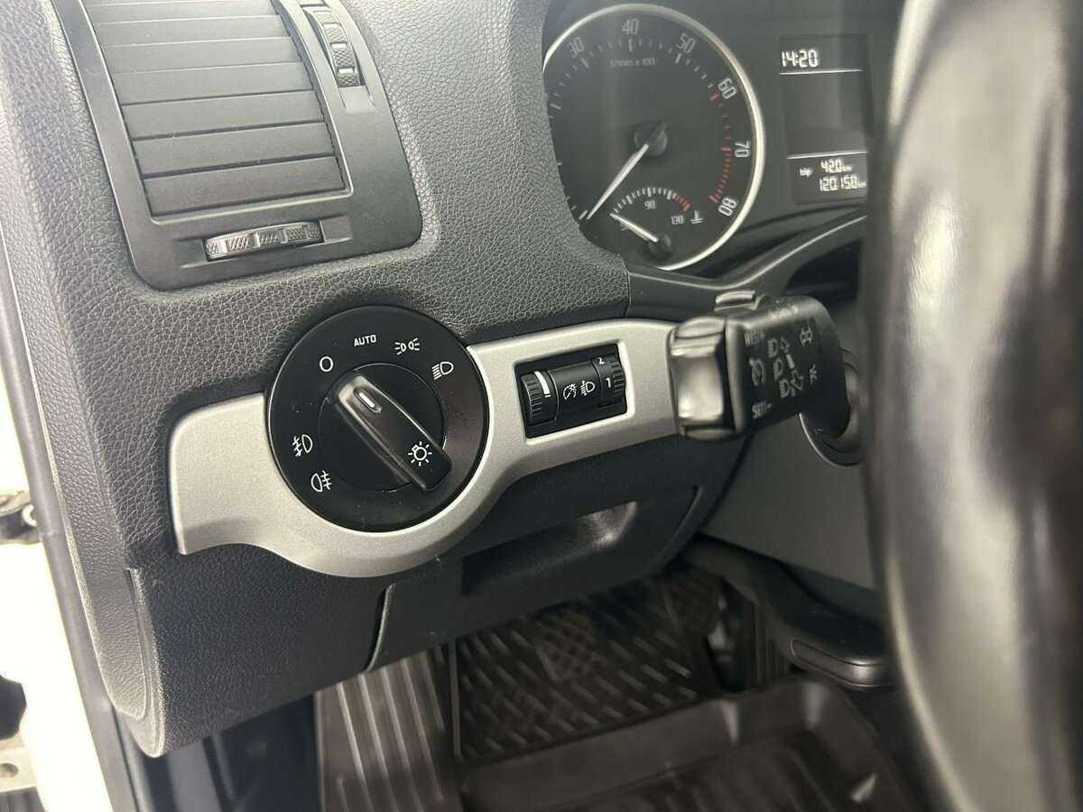 Skoda Octavia, 2012 - Фото №8