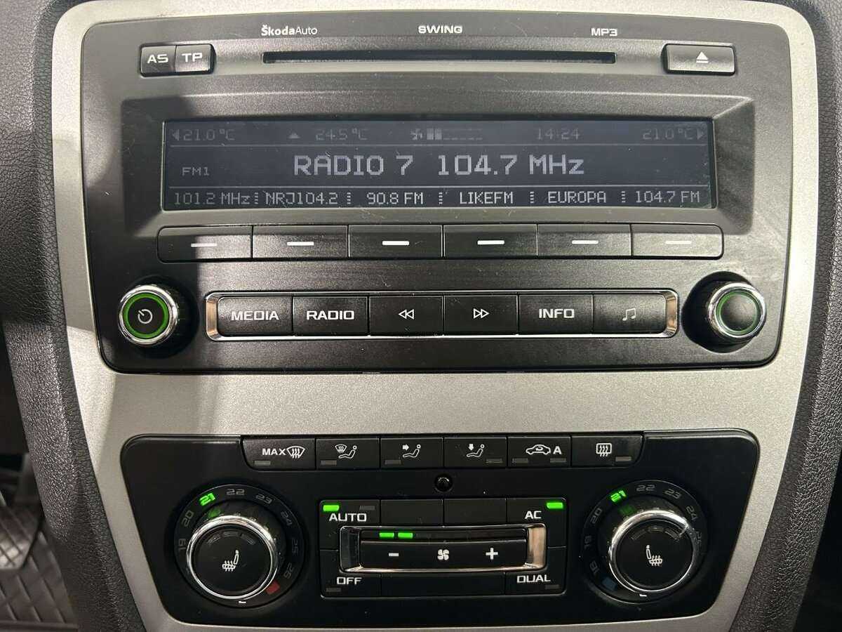 Skoda Octavia, 2012 - Фото №11