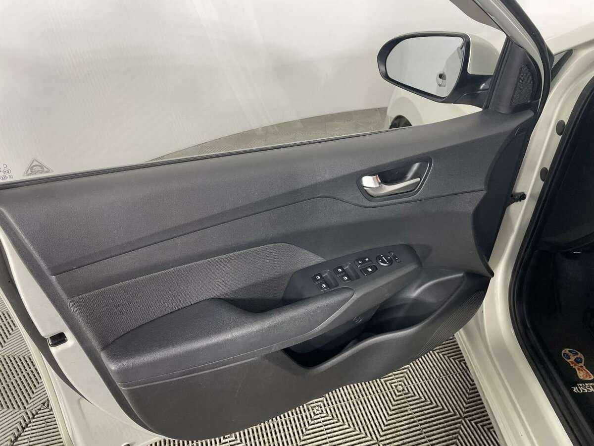 Hyundai Solaris, 2018 - Фото №7