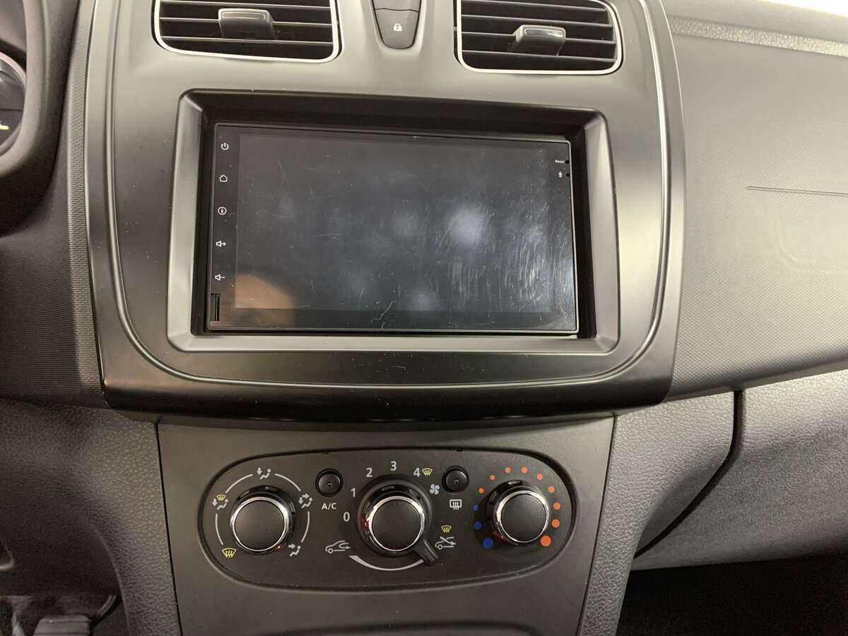 Renault Logan, 2019 - Фото №12