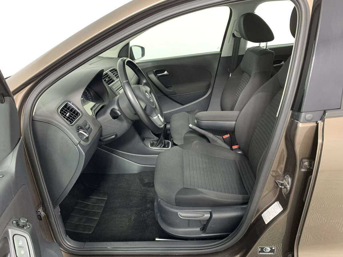 Volkswagen Polo, 2012 - Фото №13