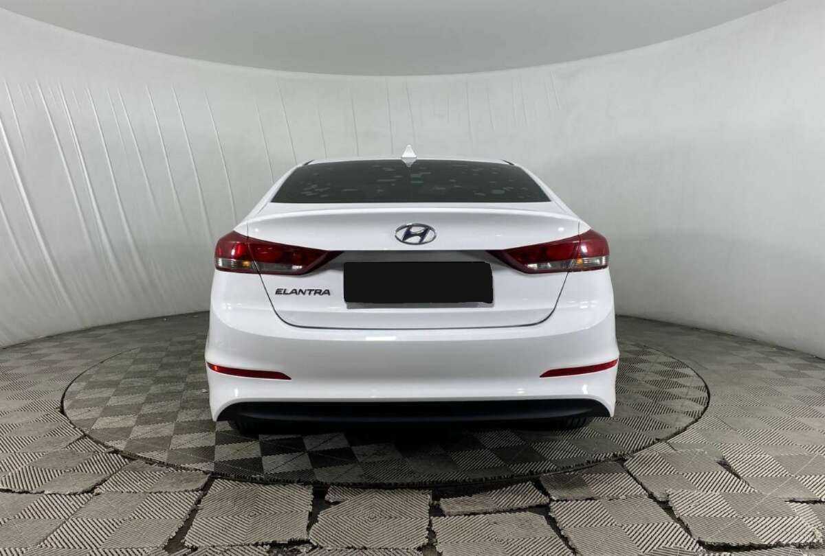 Hyundai Elantra, 2017 - Фото №5