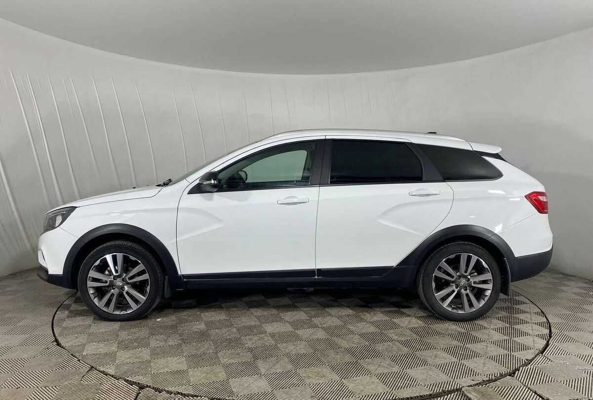 Lada (ВАЗ) Vesta SW, 2021 - Фото №7