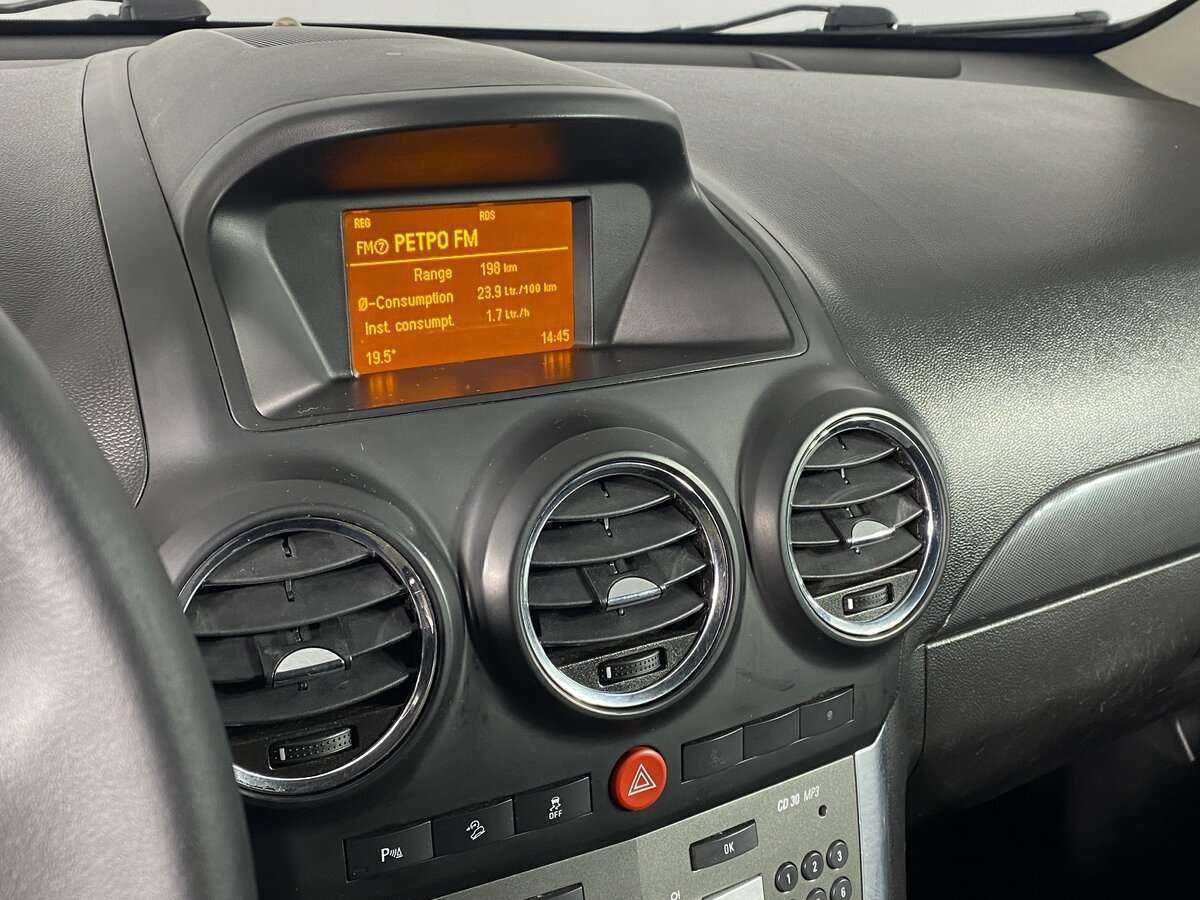 Opel Antara, 2012 - Фото №12