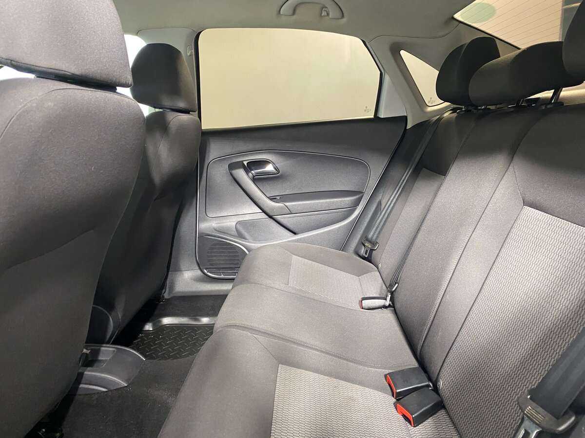 Volkswagen Polo, 2012 - Фото №9