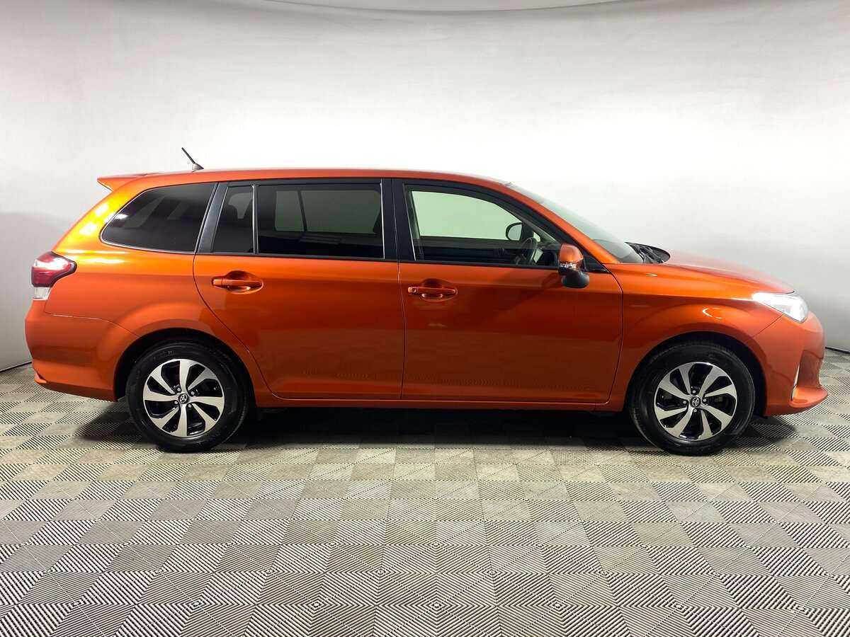 Toyota Corolla Fielder, 2019 - Фото №3