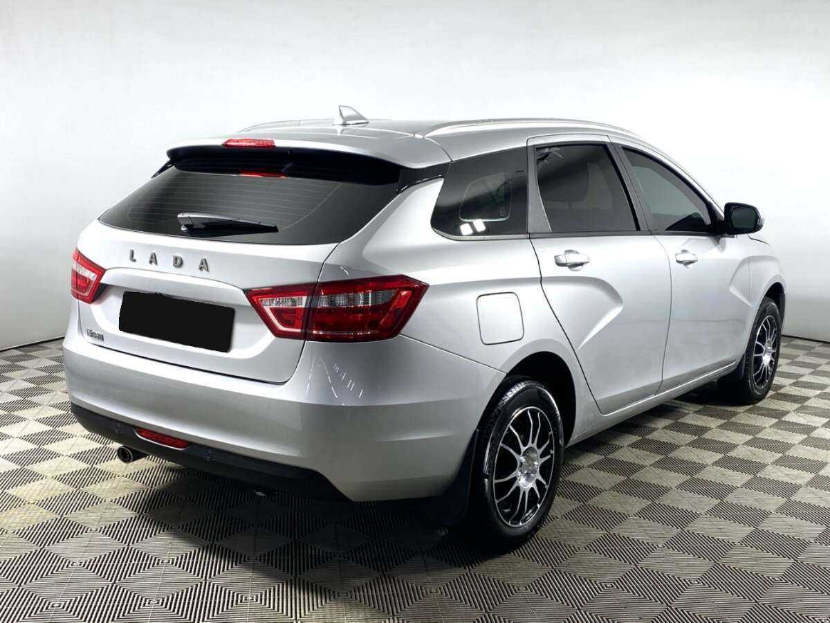 Lada (ВАЗ) Vesta SW, 2021 - Фото №3