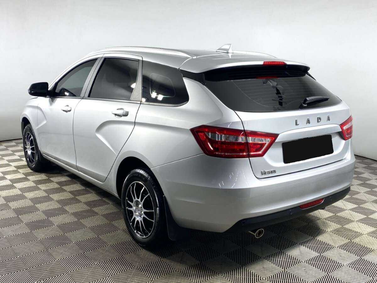 Lada (ВАЗ) Vesta SW, 2021 - Фото №5