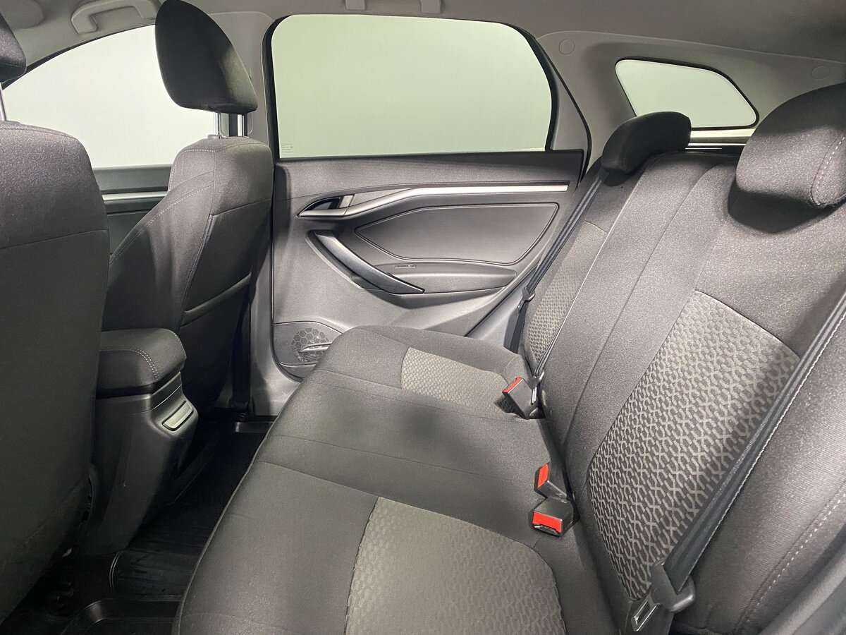 Lada (ВАЗ) Vesta SW, 2021 - Фото №7