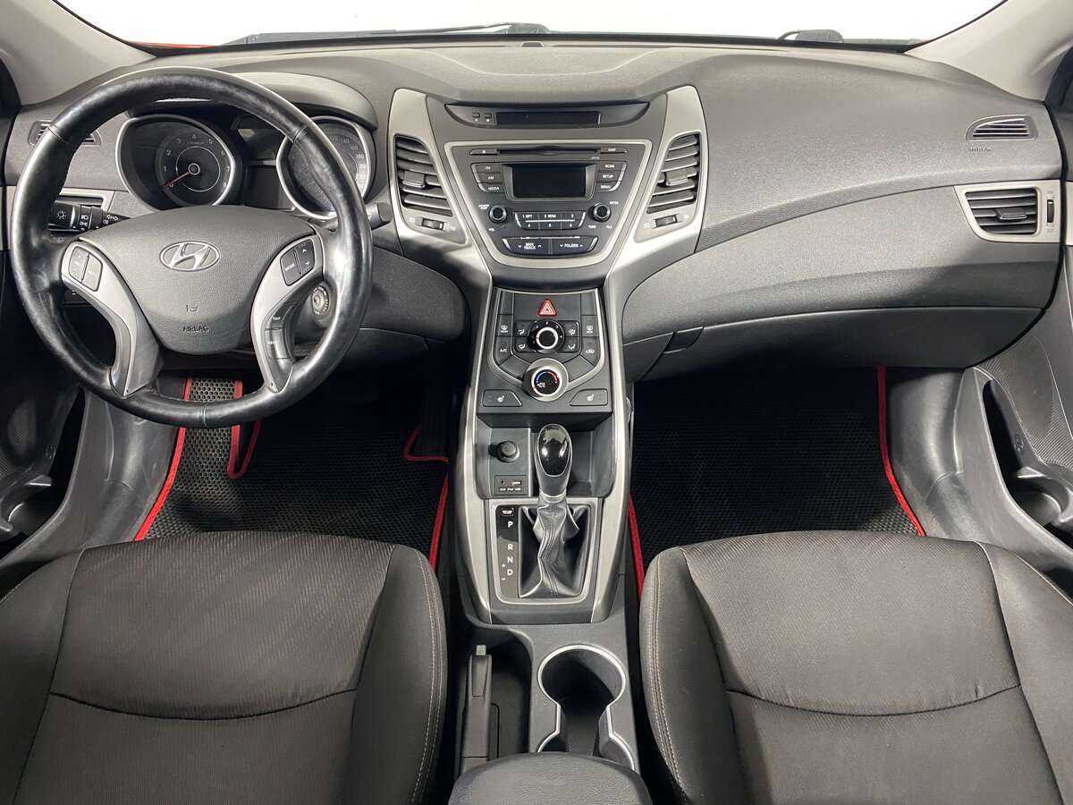 Hyundai Elantra, 2015 - Фото №8
