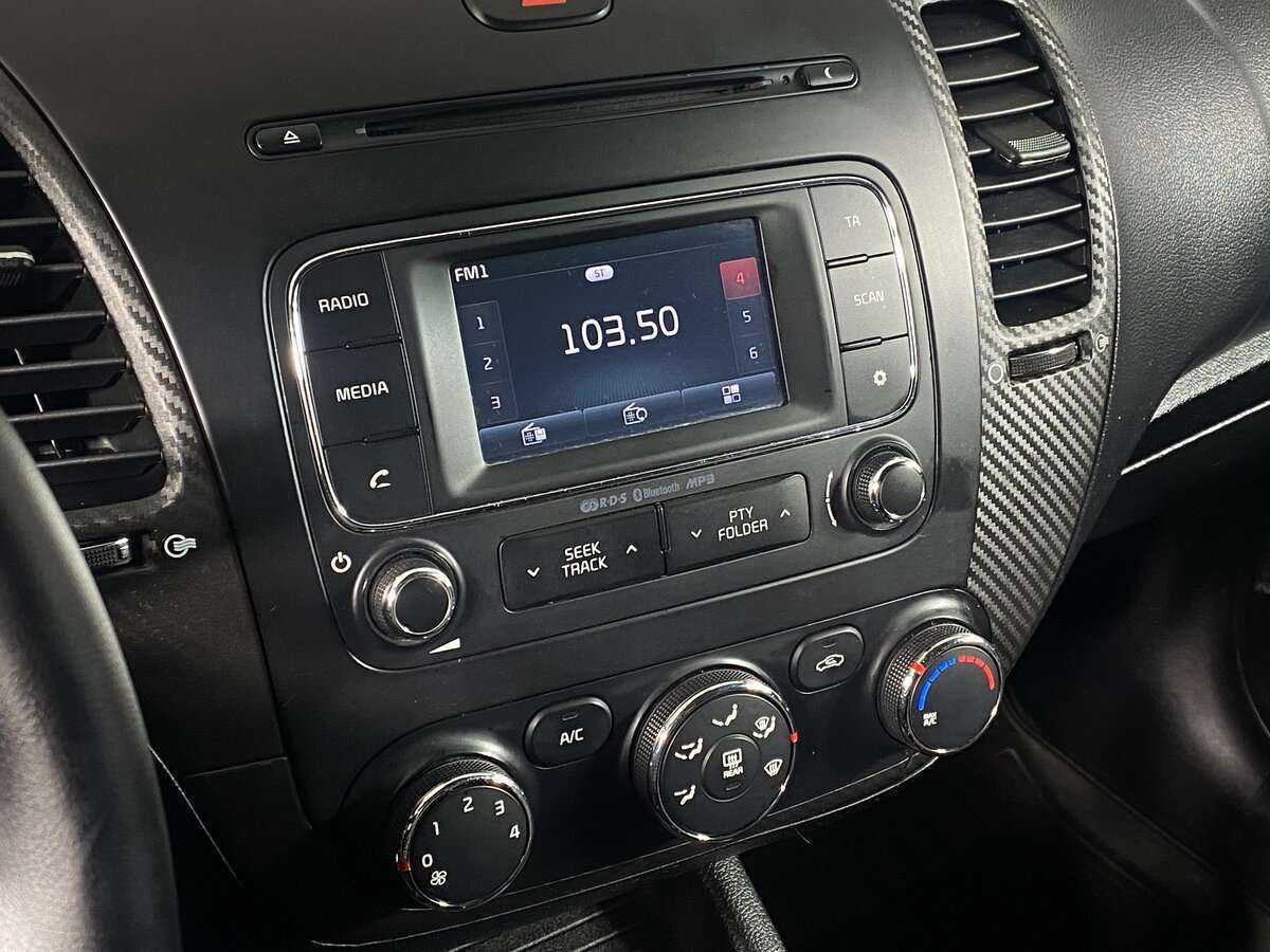 Kia Cerato, 2013 - Фото №10