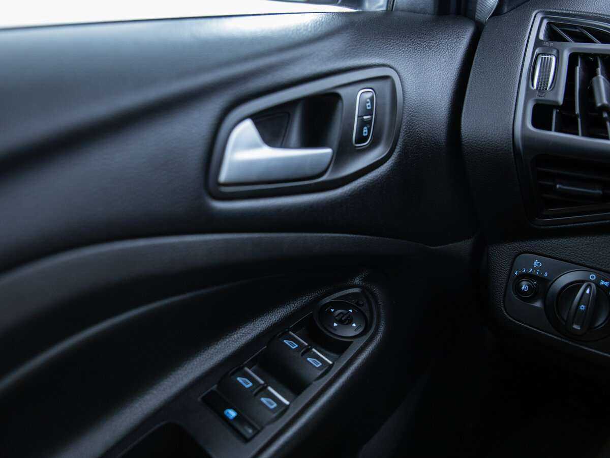 Ford Kuga, 2017 - Фото №13