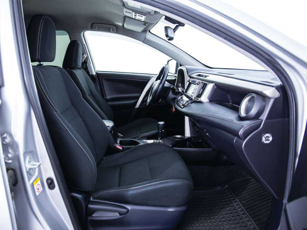Toyota RAV4, 2013 - Фото №9