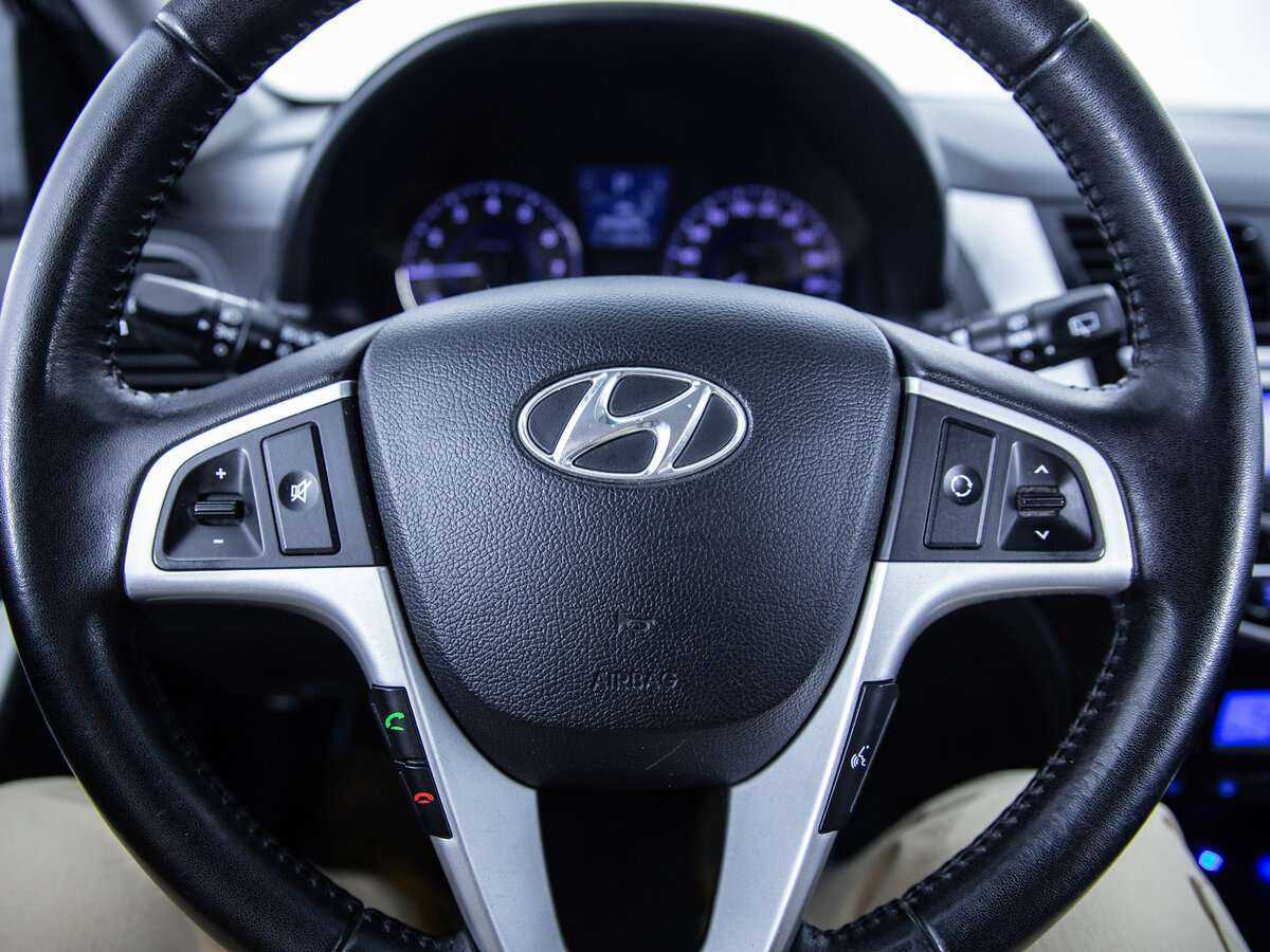 Hyundai Solaris, 2012 - Фото №13