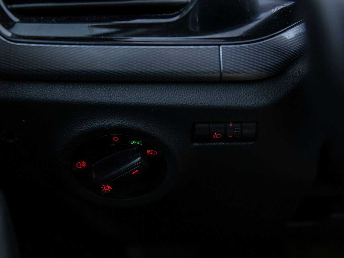 Volkswagen Polo, 2020 - Фото №9