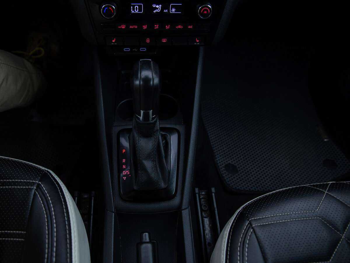 Volkswagen Polo, 2020 - Фото №14