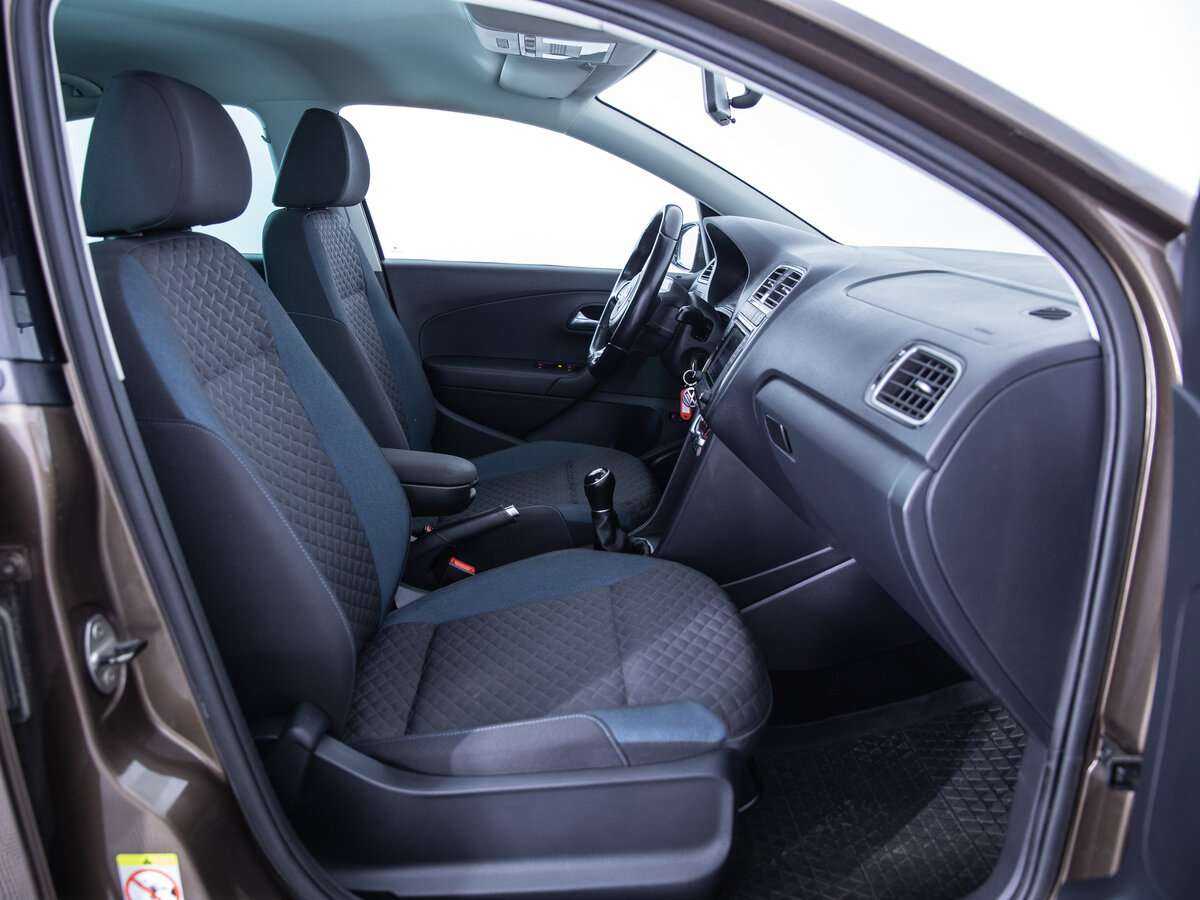 Volkswagen Polo, 2019 - Фото №10