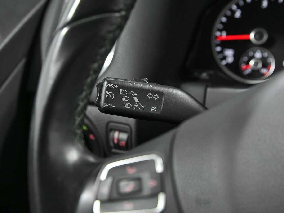 Volkswagen Tiguan, 2013 - Фото №8