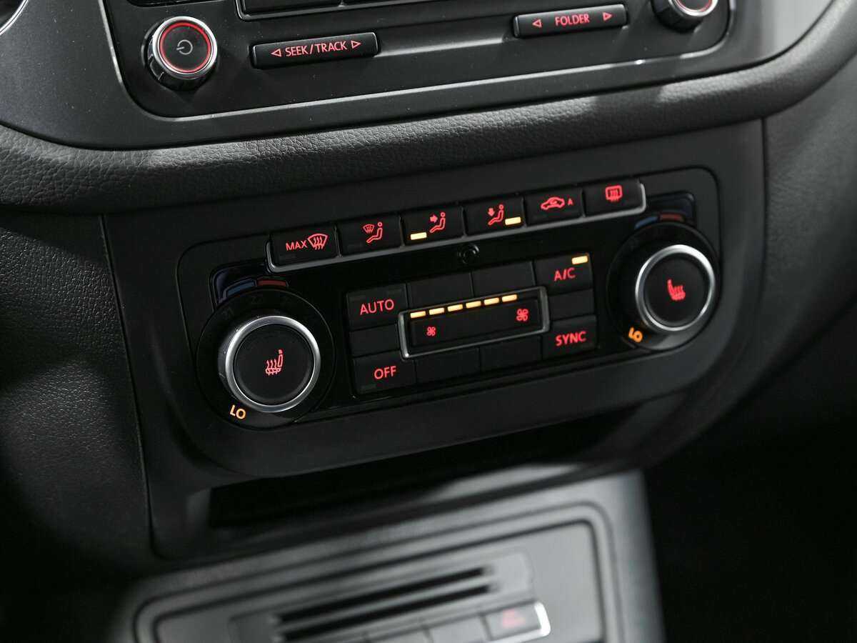 Volkswagen Tiguan, 2013 - Фото №10